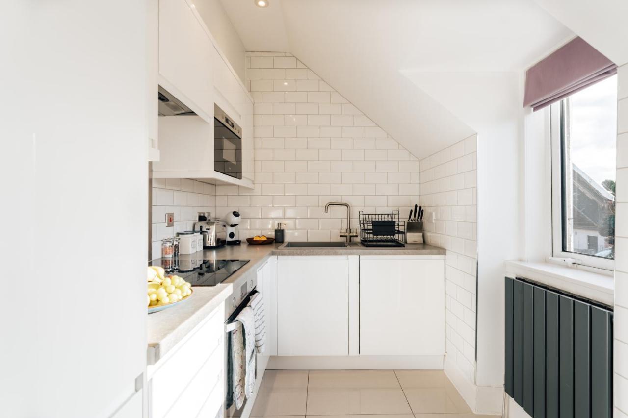 Luxury Inverness Central Apartment Private Parking Экстерьер фото