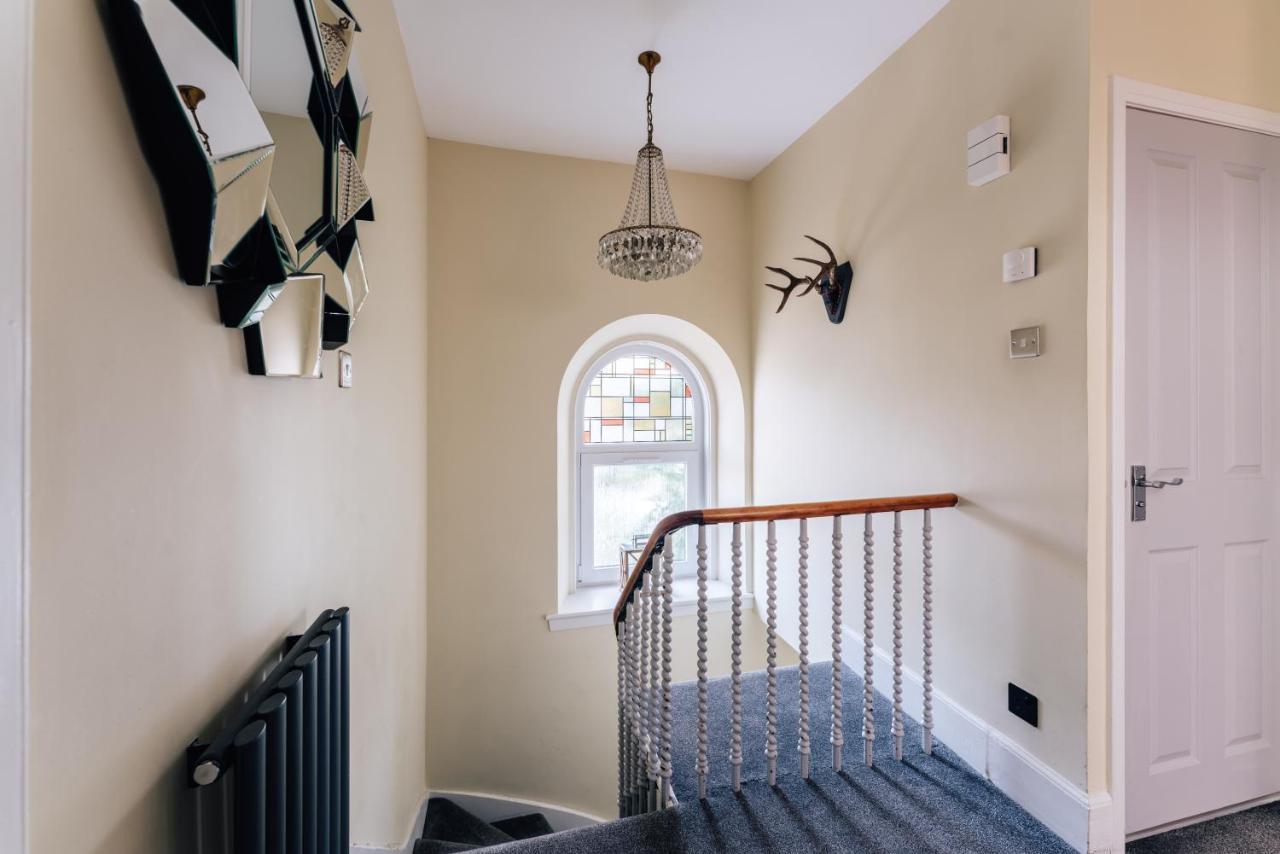 Luxury Inverness Central Apartment Private Parking Экстерьер фото