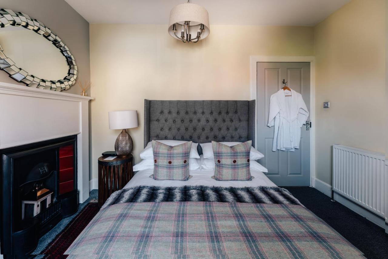 Luxury Inverness Central Apartment Private Parking Экстерьер фото